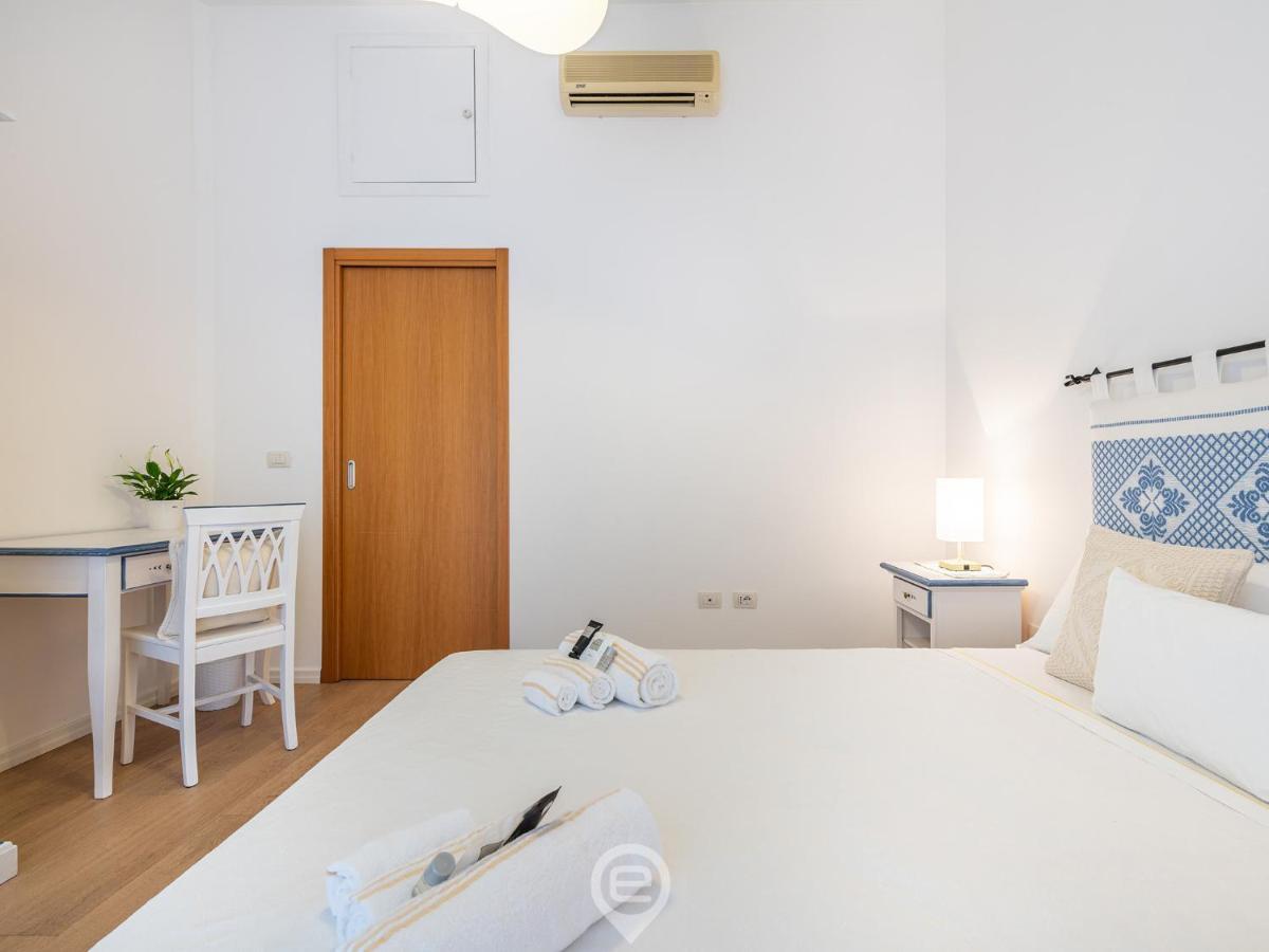 La Finestra Sul Corso Apartman Cagliari Kültér fotó