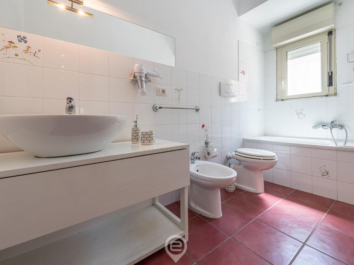 La Finestra Sul Corso Apartman Cagliari Kültér fotó