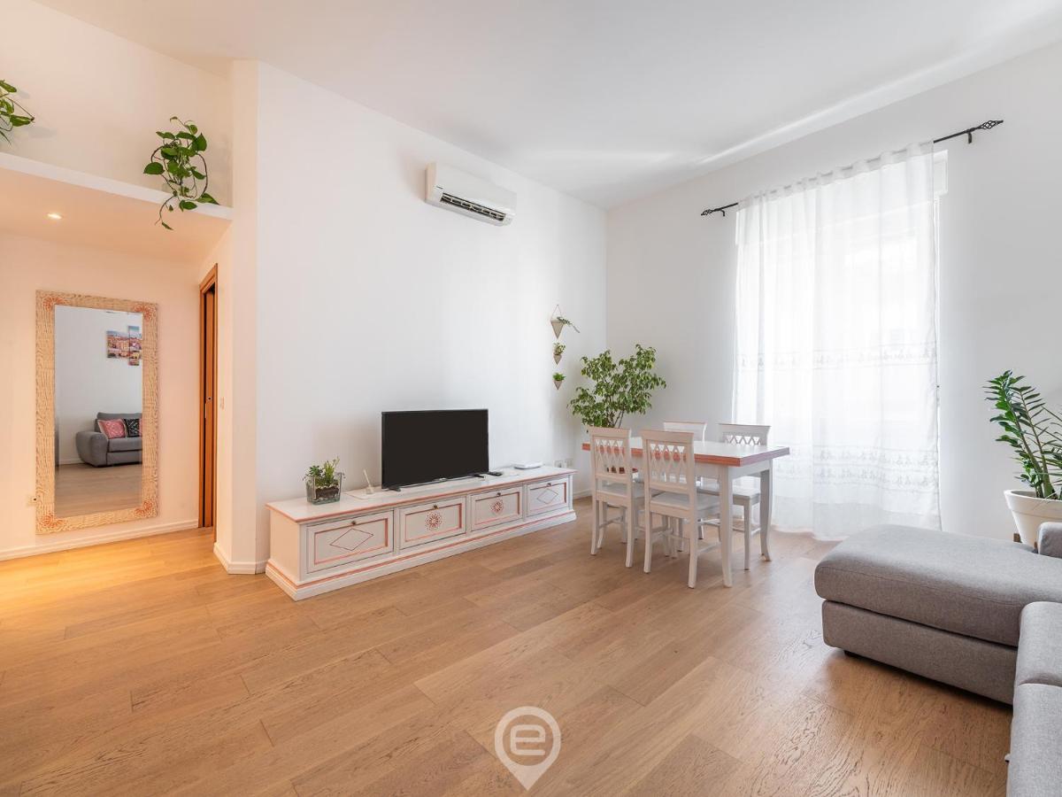 La Finestra Sul Corso Apartman Cagliari Kültér fotó