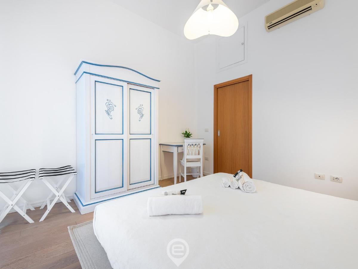 La Finestra Sul Corso Apartman Cagliari Kültér fotó